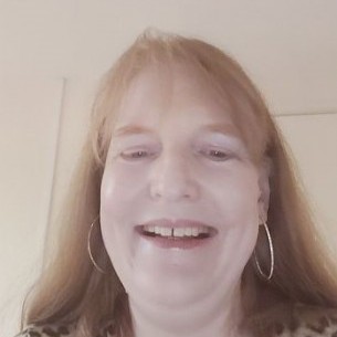                     Lelylilly                